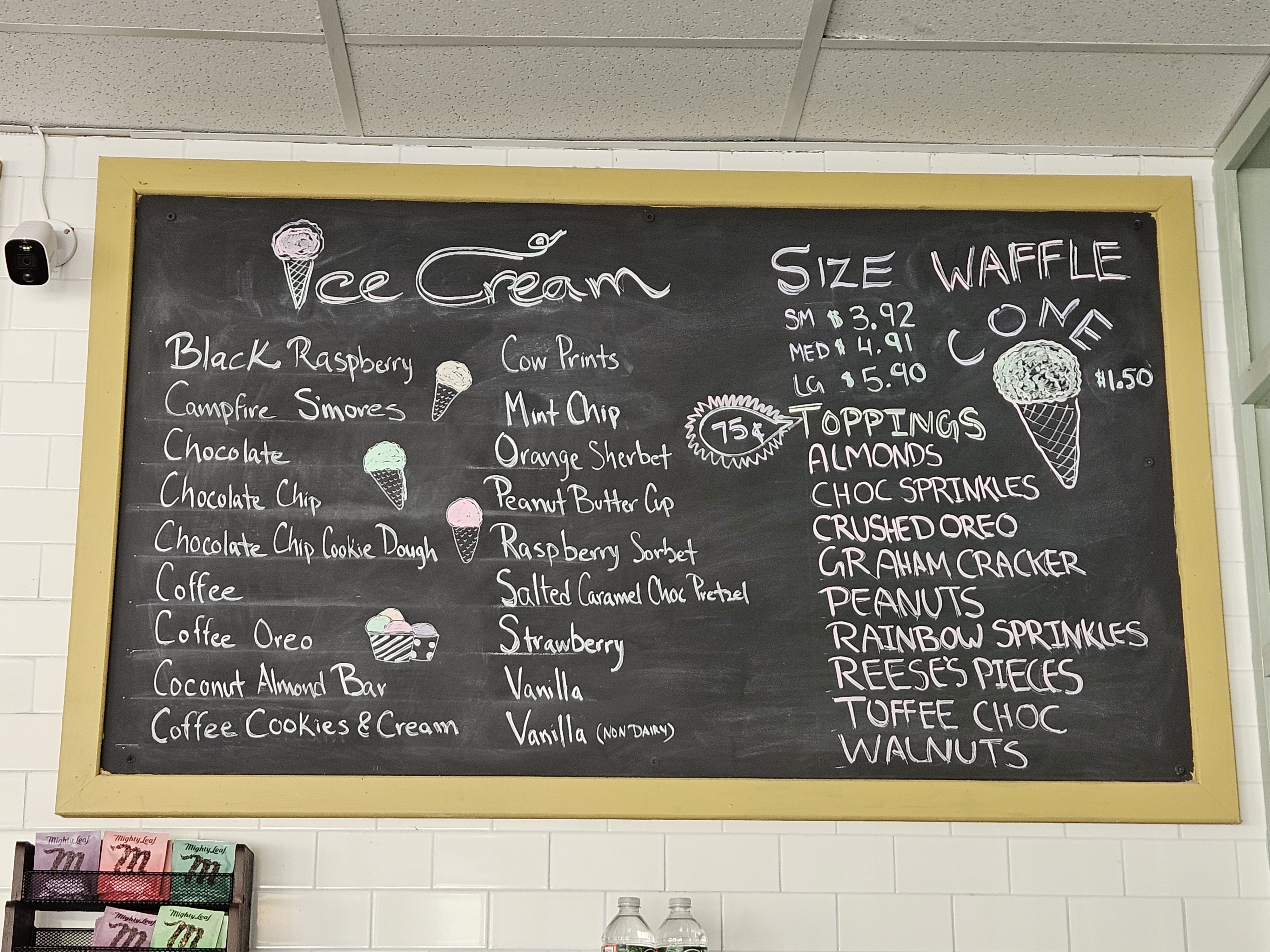 Blackboard with flavor and topping list